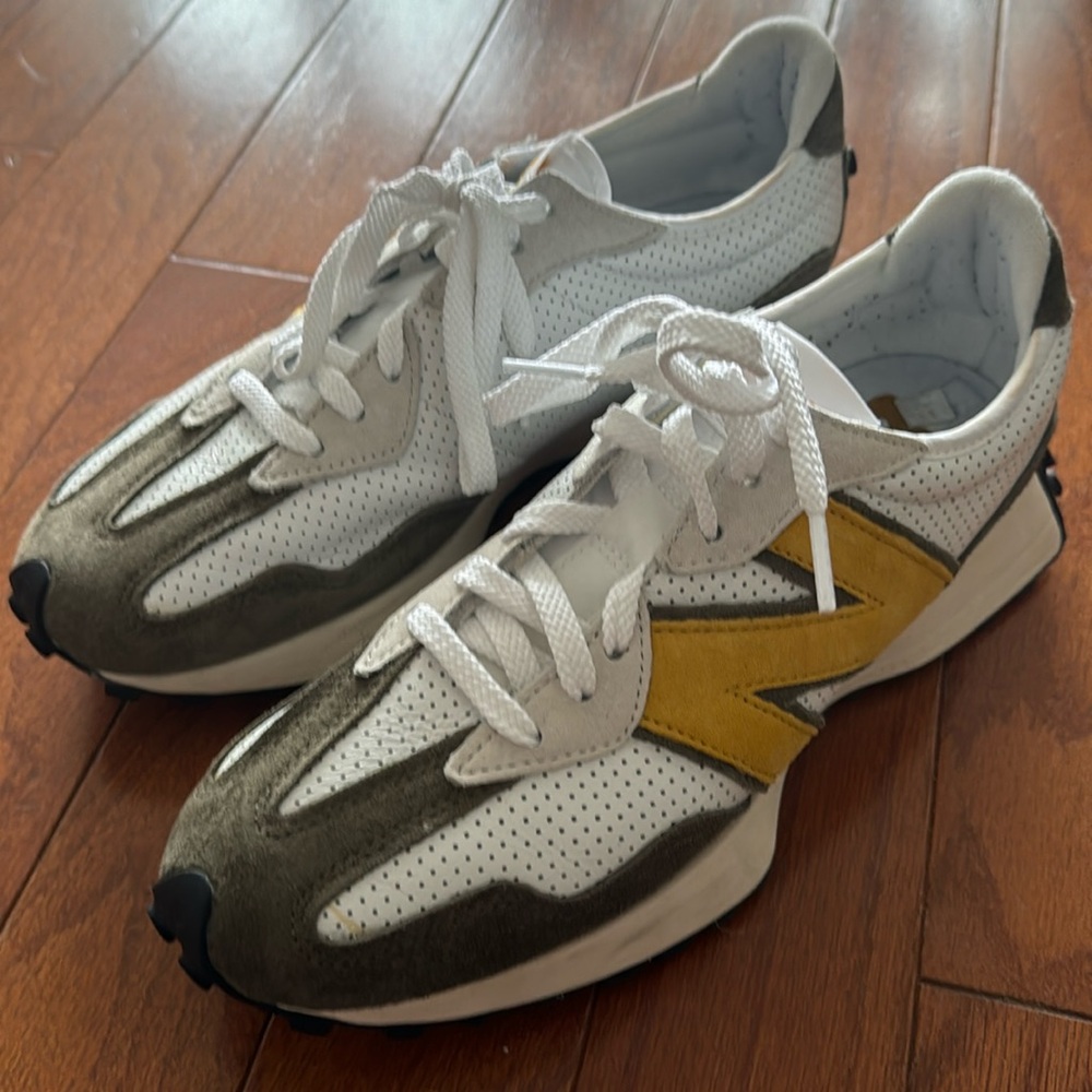 Men’s New Balance 327 Sneakers